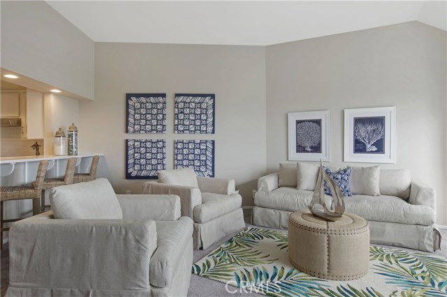 653 Manhattan Beach Boulevard, Manhattan Beach, California 90266, 2 Bedrooms Bedrooms, ,2 BathroomsBathrooms,Residential,Sold,Manhattan Beach,SB19095125