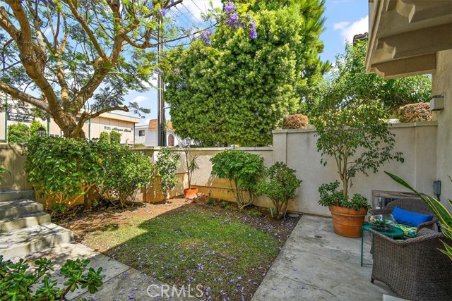 630 Meyer Lane, Redondo Beach, California 90278, 3 Bedrooms Bedrooms, ,2 BathroomsBathrooms,Residential,Sold,Meyer,SB21106616