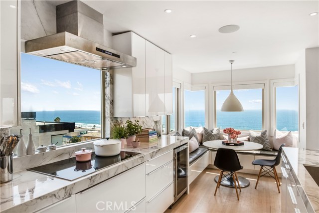 4109 Crest Drive, Manhattan Beach, California 90266, 3 Bedrooms Bedrooms, ,4 BathroomsBathrooms,Residential,Sold,Crest,SB20133753