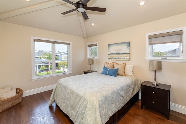2101 Faymont Avenue, Manhattan Beach, California 90266, 4 Bedrooms Bedrooms, ,4 BathroomsBathrooms,Residential,Sold,Faymont,SB19142312