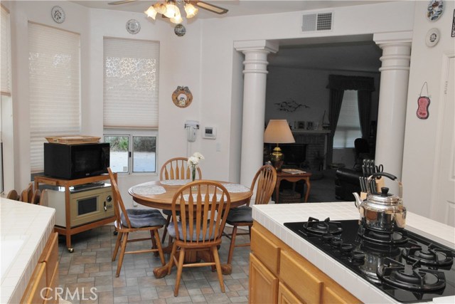 Breakfast Nook Is Perfect For Casual Dining And Visiting With The Chef.