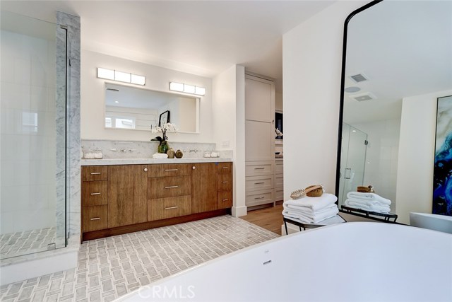 436 27th Street, Manhattan Beach, California 90266, 4 Bedrooms Bedrooms, ,4 BathroomsBathrooms,Residential,Sold,27th,SB19108994