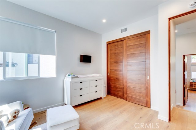 728 Lucia Avenue, Redondo Beach, California 90277, 4 Bedrooms Bedrooms, ,2 BathroomsBathrooms,Residential,Sold,Lucia,SB19142889