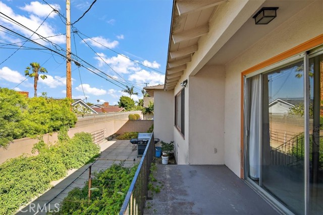 419 Avenue F, Redondo Beach, California 90277, 3 Bedrooms Bedrooms, ,2 BathroomsBathrooms,Residential,Sold,Avenue F,PV21173428