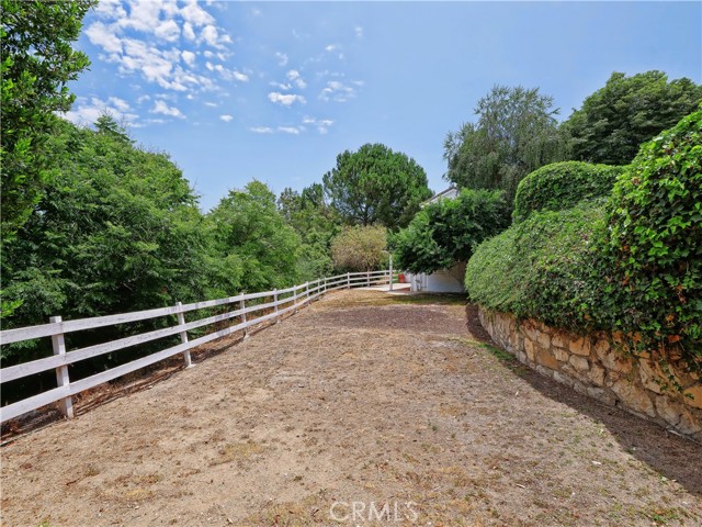 Access to lower barn from the street