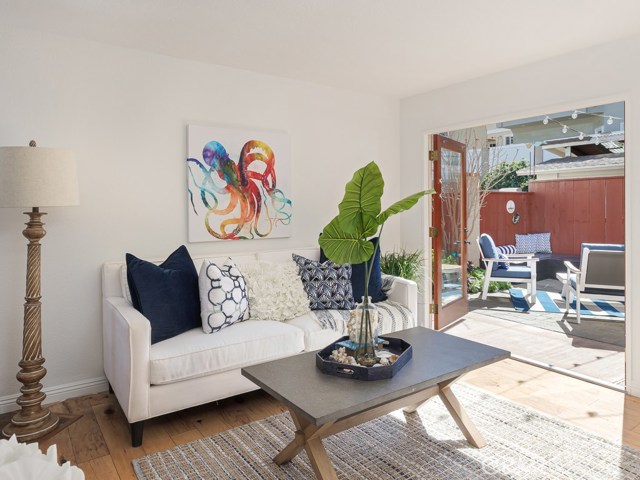 808 Vincent Street, Redondo Beach, California 90277, 3 Bedrooms Bedrooms, ,2 BathroomsBathrooms,Residential,Sold,Vincent,PV20055164