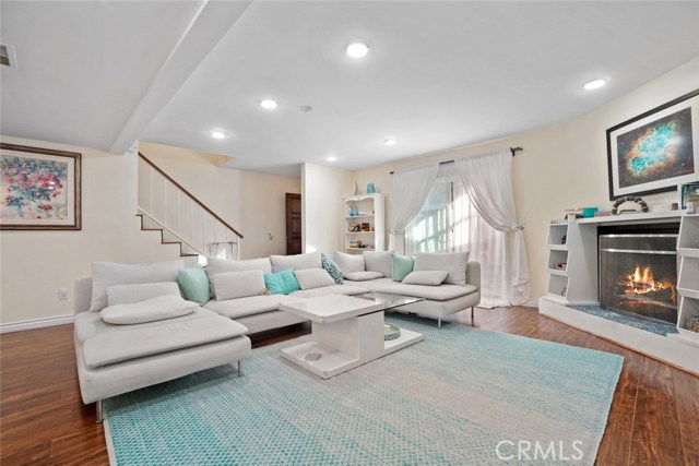 515 Meyer Lane, Redondo Beach, California 90278, 3 Bedrooms Bedrooms, ,3 BathroomsBathrooms,Residential,Sold,Meyer,PW21011132