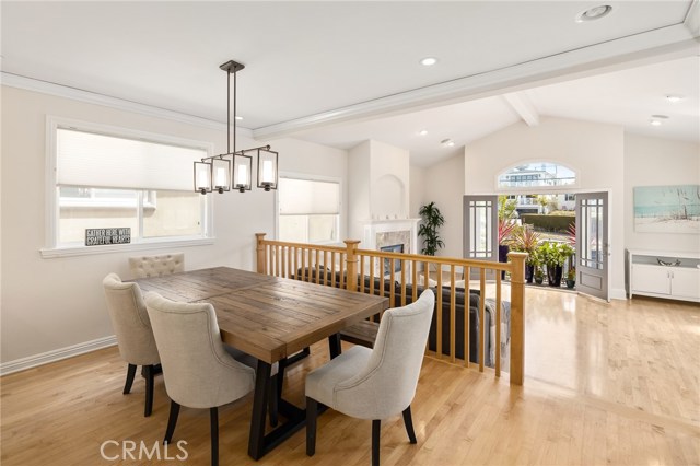 320 Prospect Avenue, Hermosa Beach, California 90254, 4 Bedrooms Bedrooms, ,3 BathroomsBathrooms,Residential,Sold,Prospect,SB20151281