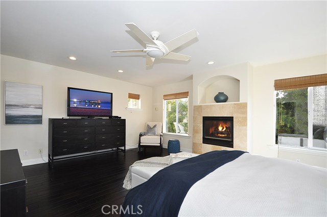 826 15th Street, Hermosa Beach, California 90254, 4 Bedrooms Bedrooms, ,3 BathroomsBathrooms,Residential,Sold,15th,SB19018013