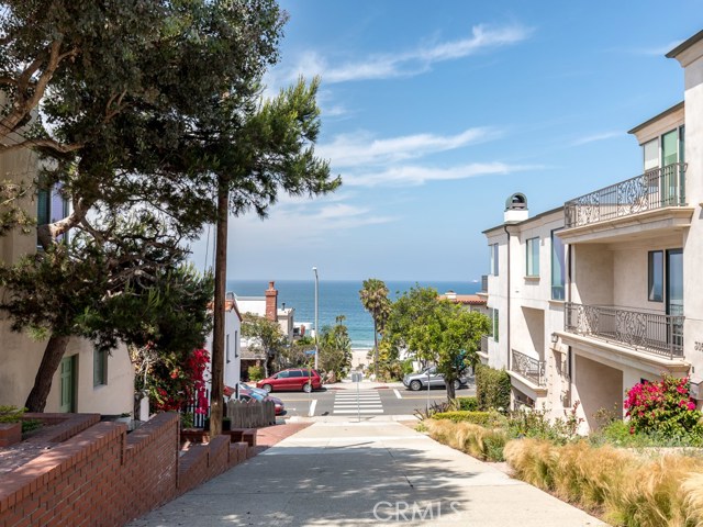 2816 Crest Drive, Manhattan Beach, California 90266, 3 Bedrooms Bedrooms, ,2 BathroomsBathrooms,Residential,Sold,Crest,SB18126407