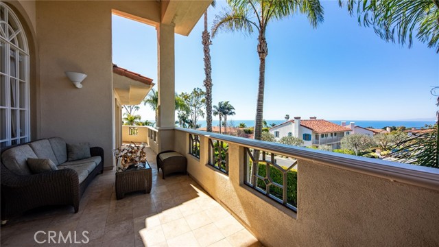 1420 Via Fernandez, Palos Verdes Estates, California 90274, 6 Bedrooms Bedrooms, ,5 BathroomsBathrooms,Residential,Sold,Via Fernandez,PV21044064