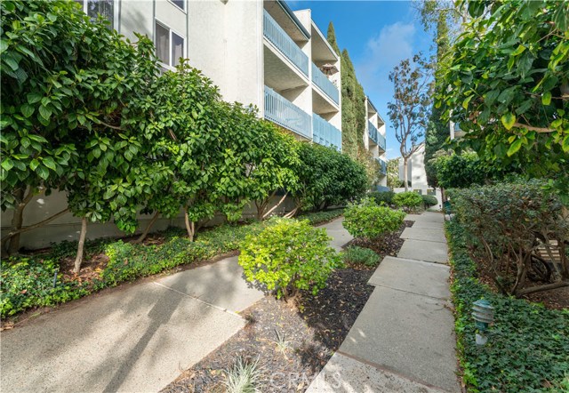 605 Prospect Avenue, Redondo Beach, California 90277, 2 Bedrooms Bedrooms, ,2 BathroomsBathrooms,Residential,Sold,Prospect,SB21011888