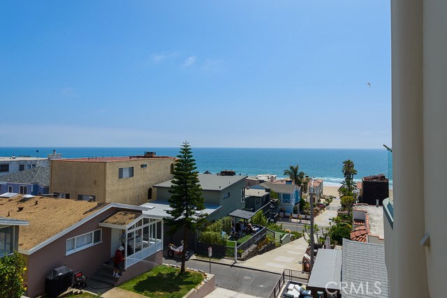 225 25th Street, Manhattan Beach, California 90266, 5 Bedrooms Bedrooms, ,4 BathroomsBathrooms,Residential,Sold,25th,SB19199643
