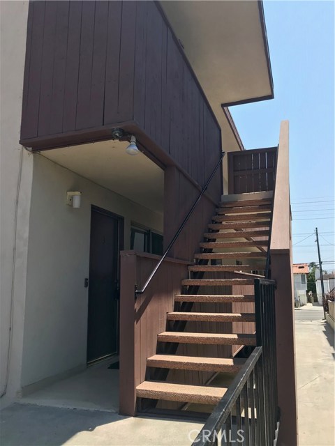 2211 Grant Avenue, Redondo Beach, California 90278, ,Residential Income,Sold,Grant,SB18208975