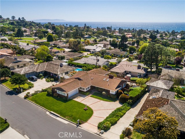 2621 Via Carrillo, Palos Verdes Estates, California 90274, 4 Bedrooms Bedrooms, ,2 BathroomsBathrooms,Residential,Sold,Via Carrillo,PV17070048