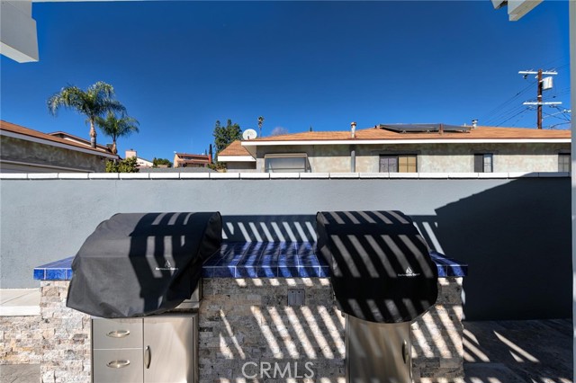 3 Bed Home for Sale in Sun Valley, California