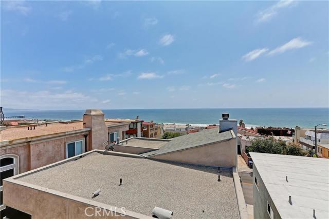 2417 Crest Drive, Manhattan Beach, California 90266, 3 Bedrooms Bedrooms, ,3 BathroomsBathrooms,Residential,Sold,Crest,SB17073042