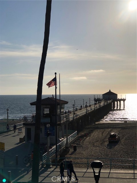 Walk to the pier.