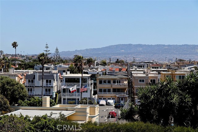 436 27th Street, Manhattan Beach, California 90266, 4 Bedrooms Bedrooms, ,4 BathroomsBathrooms,Residential,Sold,27th,SB20086504