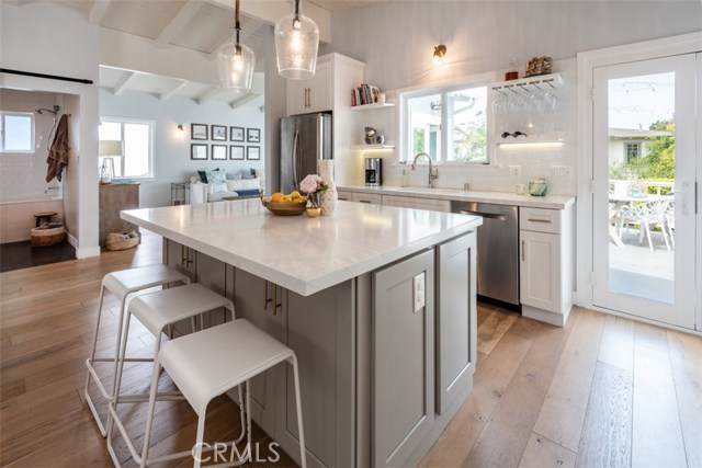 1723 Golden Avenue, Hermosa Beach, California 90254, 3 Bedrooms Bedrooms, ,2 BathroomsBathrooms,Residential,Sold,Golden,SB19163062