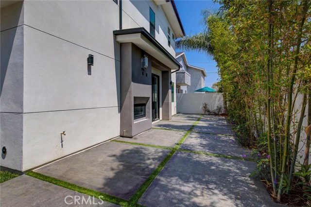 2420 Alvord Lane, Redondo Beach, California 90278, 4 Bedrooms Bedrooms, ,3 BathroomsBathrooms,Residential,Sold,Alvord,PV18203762
