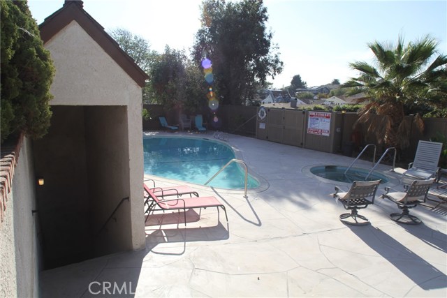 2 Bed Home for Sale in El Segundo, California