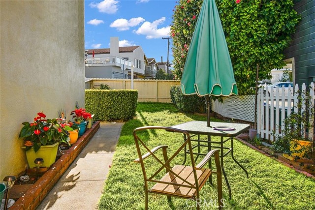1202 Harper Avenue, Redondo Beach, California 90278, 3 Bedrooms Bedrooms, ,2 BathroomsBathrooms,Residential,Sold,Harper,SB21018499