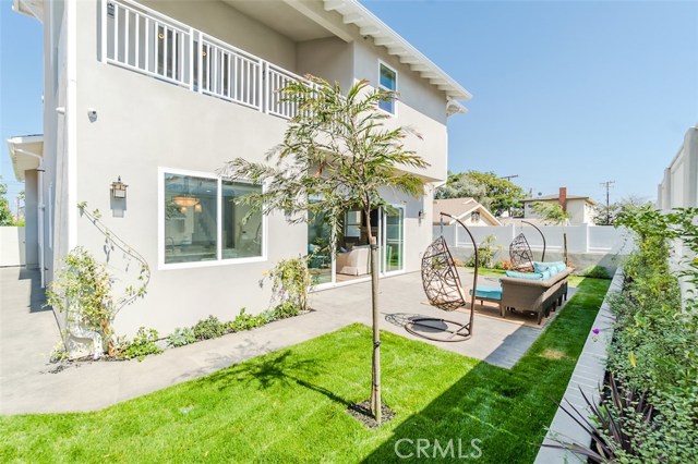 1107 Goodman Avenue, Redondo Beach, California 90278, 5 Bedrooms Bedrooms, ,3 BathroomsBathrooms,Residential,Sold,Goodman,SB17182443