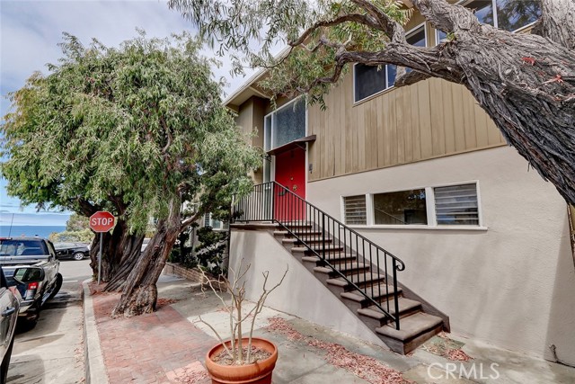 400 Highland Avenue, Manhattan Beach, California 90266, 3 Bedrooms Bedrooms, ,2 BathroomsBathrooms,Residential,Sold,Highland,SB21136987