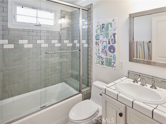 4 Bed Home for Sale in El Segundo, California