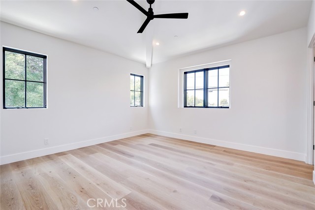 1400 17th Street, Manhattan Beach, California 90266, 5 Bedrooms Bedrooms, ,3 BathroomsBathrooms,Residential,Sold,17th,SB21193120