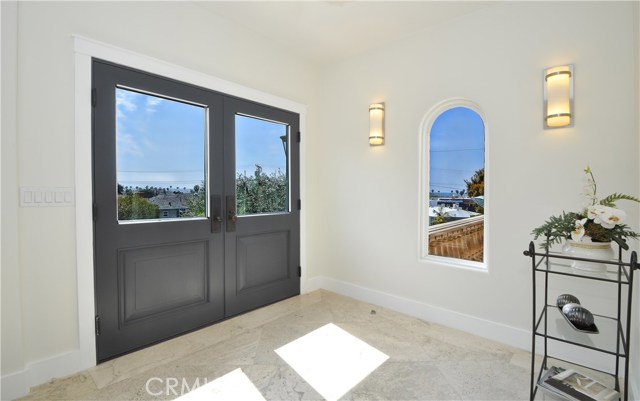 313 Avenue F, Redondo Beach, California 90277, 5 Bedrooms Bedrooms, ,4 BathroomsBathrooms,Residential,Sold,Avenue F,PV18077092