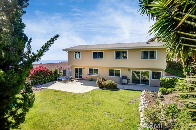 6788 Kings Harbor Drive, Rancho Palos Verdes, California 90275, 5 Bedrooms Bedrooms, ,3 BathroomsBathrooms,Residential,Sold,Kings Harbor,PV17099827