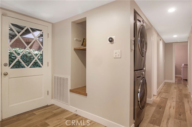 326 Prospect Avenue, Redondo Beach, California 90277, 3 Bedrooms Bedrooms, ,2 BathroomsBathrooms,Residential,Sold,Prospect,SB19130167