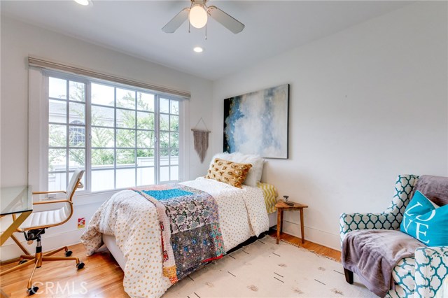 2416 Elm Avenue, Manhattan Beach, California 90266, 4 Bedrooms Bedrooms, ,2 BathroomsBathrooms,Residential,Sold,Elm,SB19275935