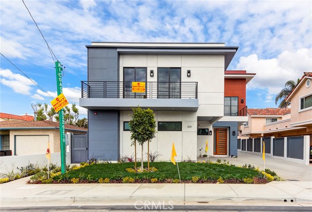 2227 Dufour Avenue, Redondo Beach, California 90278, 4 Bedrooms Bedrooms, ,3 BathroomsBathrooms,Residential,Sold,Dufour,PV17279743