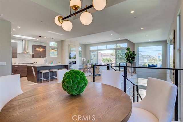 102 Prospect Avenue, Redondo Beach, California 90277, 3 Bedrooms Bedrooms, ,1 BathroomBathrooms,Residential,Sold,Prospect,SB19223229