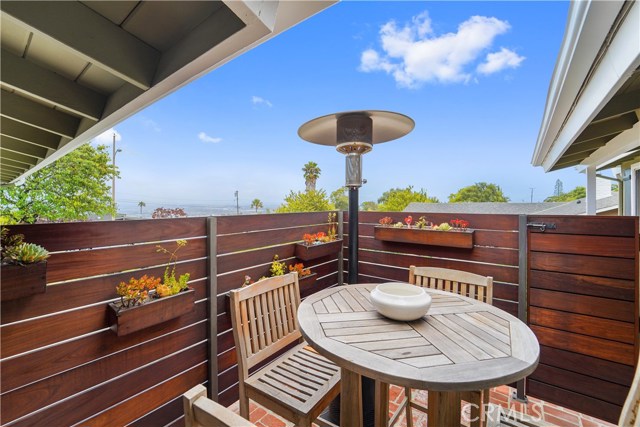 5024 Elmdale Drive, Rolling Hills Estates, California 90274, 4 Bedrooms Bedrooms, ,2 BathroomsBathrooms,Residential,Sold,Elmdale,SB20127601