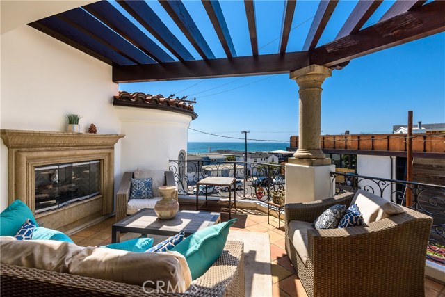 2934 Hermosa Avenue, Hermosa Beach, California 90254, 3 Bedrooms Bedrooms, ,3 BathroomsBathrooms,Residential,Sold,Hermosa,SB18080903