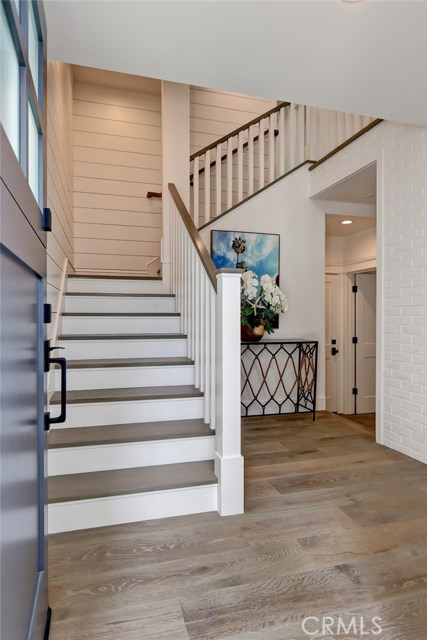 702 Loma Drive, Hermosa Beach, California 90254, 3 Bedrooms Bedrooms, ,3 BathroomsBathrooms,Residential,Sold,Loma,SB18137124