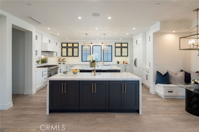 1761 11th Street, Manhattan Beach, California 90266, 5 Bedrooms Bedrooms, ,4 BathroomsBathrooms,Residential,Sold,11th,SB19152576