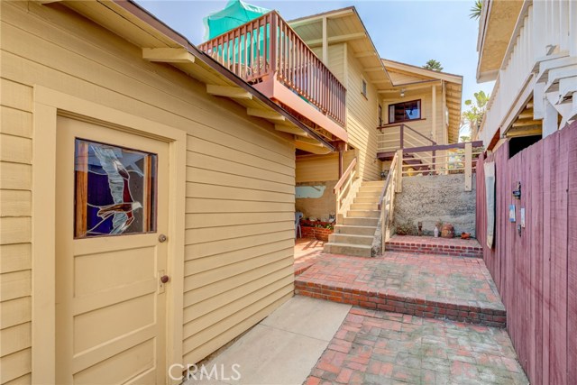 2309 Manhattan Avenue, Hermosa Beach, California 90254, 3 Bedrooms Bedrooms, ,2 BathroomsBathrooms,Residential,Sold,Manhattan,SB20128043