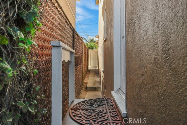 1703 Speyer Lane, Redondo Beach, California 90278, 3 Bedrooms Bedrooms, ,1 BathroomBathrooms,Residential,Sold,Speyer,SB20258559