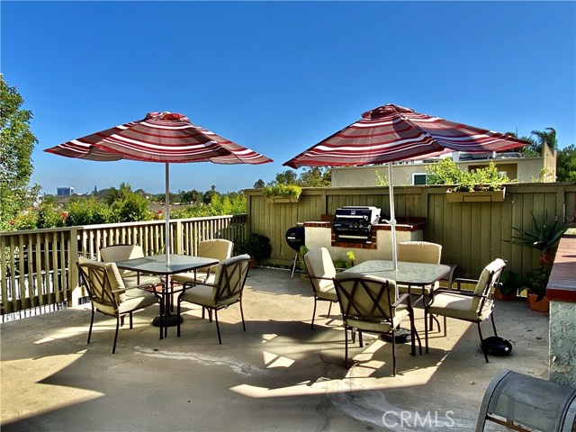 220 Prospect Avenue, Redondo Beach, California 90277, 3 Bedrooms Bedrooms, ,2 BathroomsBathrooms,Residential,Sold,Prospect,SB19240978