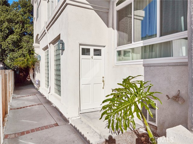 3 Bed Home for Sale in El Segundo, California