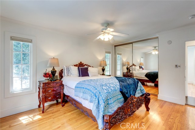 2416 Elm Avenue, Manhattan Beach, California 90266, 4 Bedrooms Bedrooms, ,2 BathroomsBathrooms,Residential,Sold,Elm,SB19275935