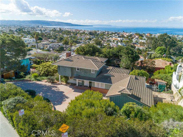 2800 Tennyson Place, Hermosa Beach, California 90254, 4 Bedrooms Bedrooms, ,3 BathroomsBathrooms,Residential,Sold,Tennyson,SB20082586