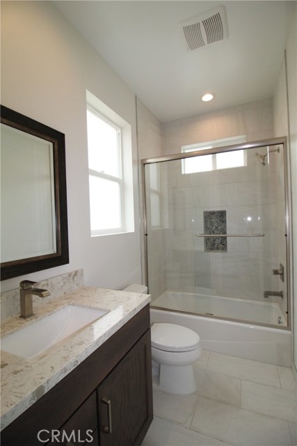 2206 Warfield Avenue, Redondo Beach, California 90278, 4 Bedrooms Bedrooms, ,3 BathroomsBathrooms,Residential,Sold,Warfield,SB18162402