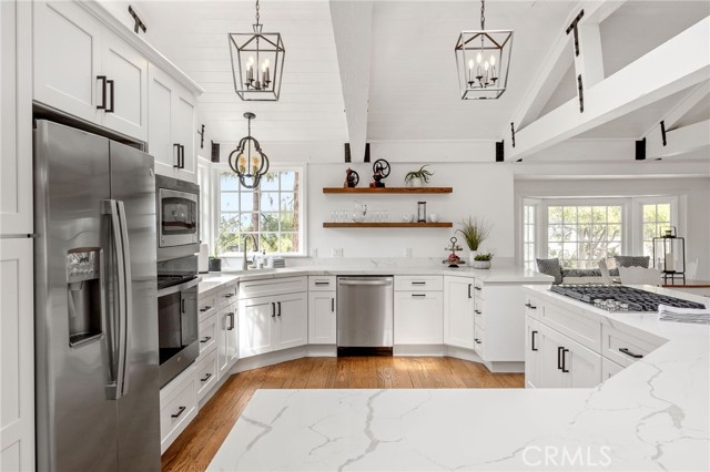 1 Golden Spar Place, Rolling Hills Estates, California 90274, 4 Bedrooms Bedrooms, ,3 BathroomsBathrooms,Residential,Sold,Golden Spar,SB21123035