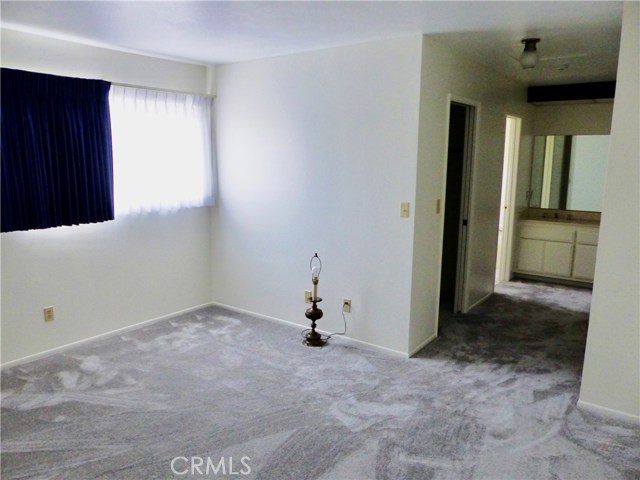 2703 Rockefeller Lane, Redondo Beach, California 90278, 2 Bedrooms Bedrooms, ,2 BathroomsBathrooms,Residential,Sold,Rockefeller,SB19140385